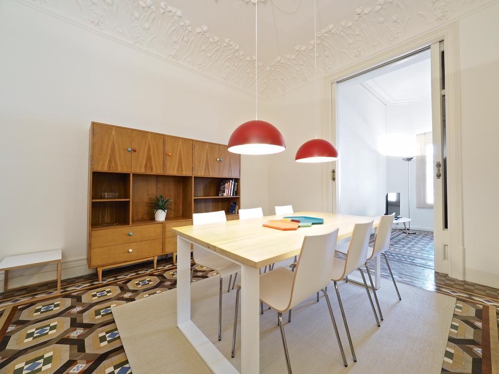 Appartement Suites4days Plaça Catalunya Design Barcelone