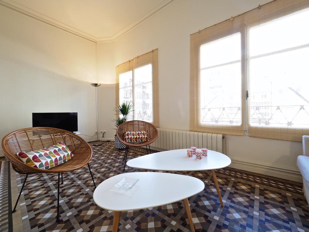 Apartment Suites4days Placa Catalunya Design *